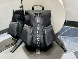 Picture of Givenchy Handbags _SKUfw240169846fw